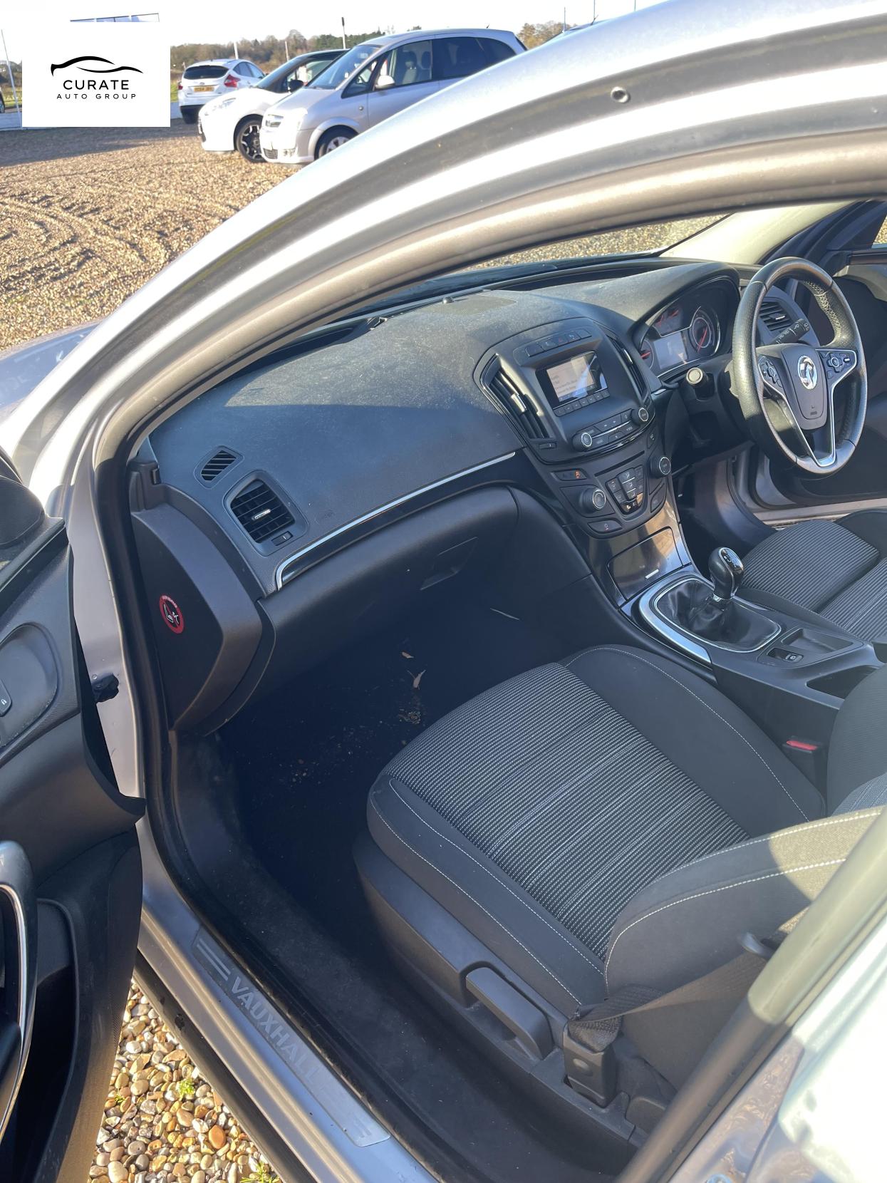 Vauxhall Insignia 2.0 CDTi ecoFLEX SRi Hatchback 5dr Diesel Manual Euro 5 (s/s) (163 ps)