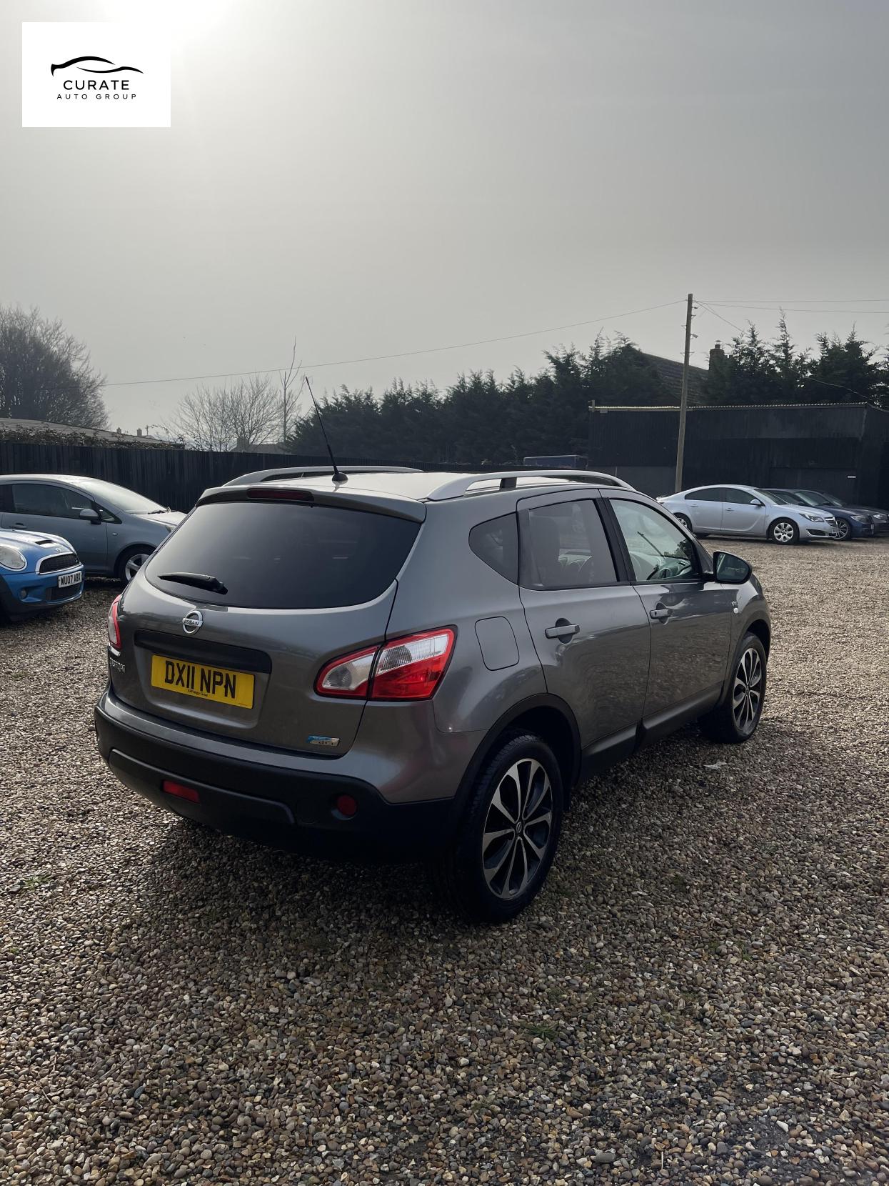 Nissan Qashqai 1.5 dCi n-tec SUV 5dr Diesel Manual 2WD Euro 5 (110 ps)
