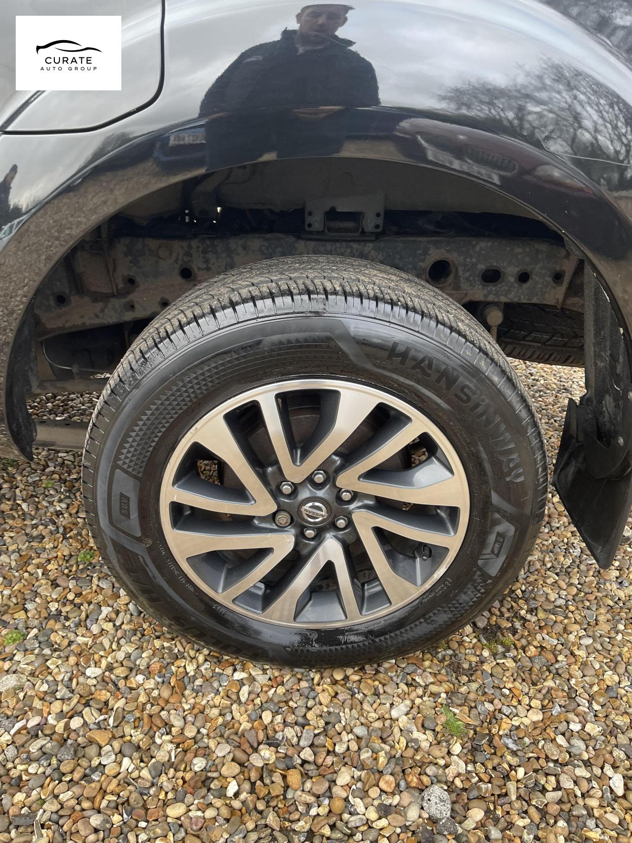 Nissan Navara 2.3 dCi Tekna Pickup Double Cab 4dr Diesel Auto 4WD Euro 6 (190 ps)