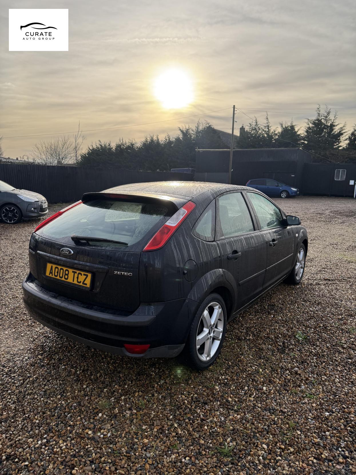 Ford Focus 1.8 Zetec Climate Hatchback 5dr Petrol Manual (169 g/km, 123 bhp)