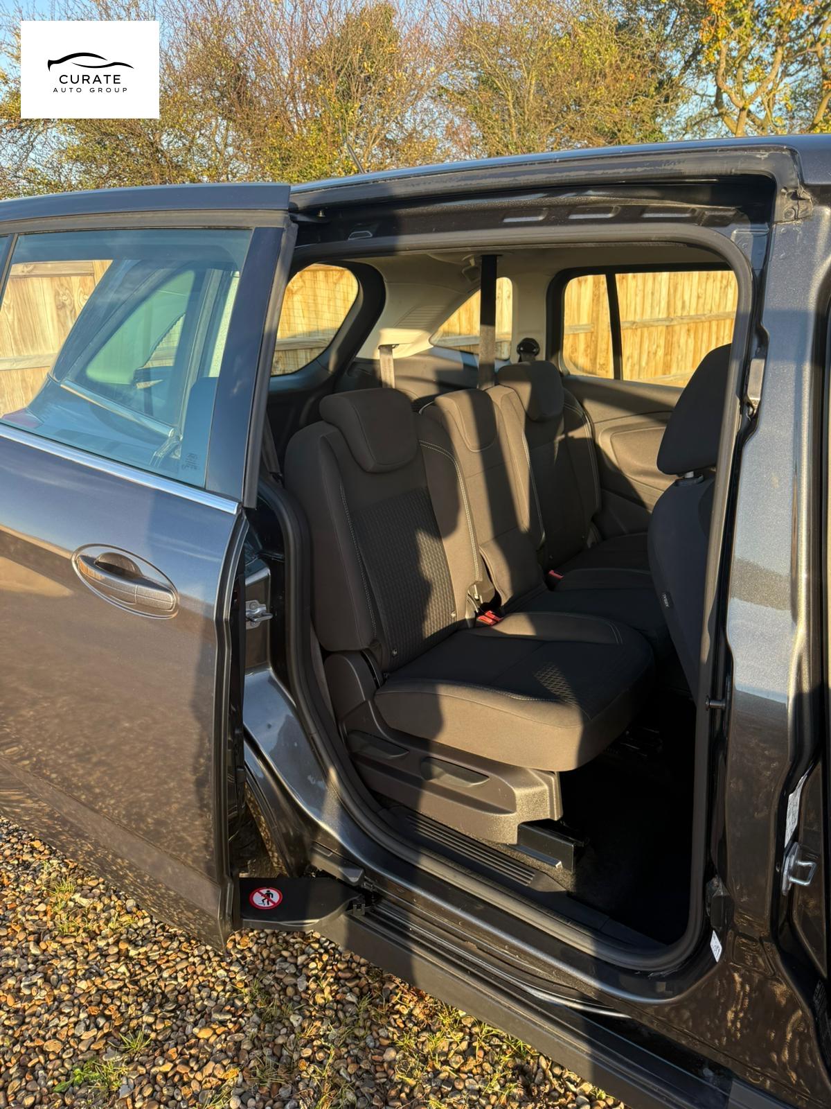 Ford Grand C-Max 1.5 TDCi Zetec MPV 5dr Diesel Powershift Euro 6 (s/s) (120 ps)