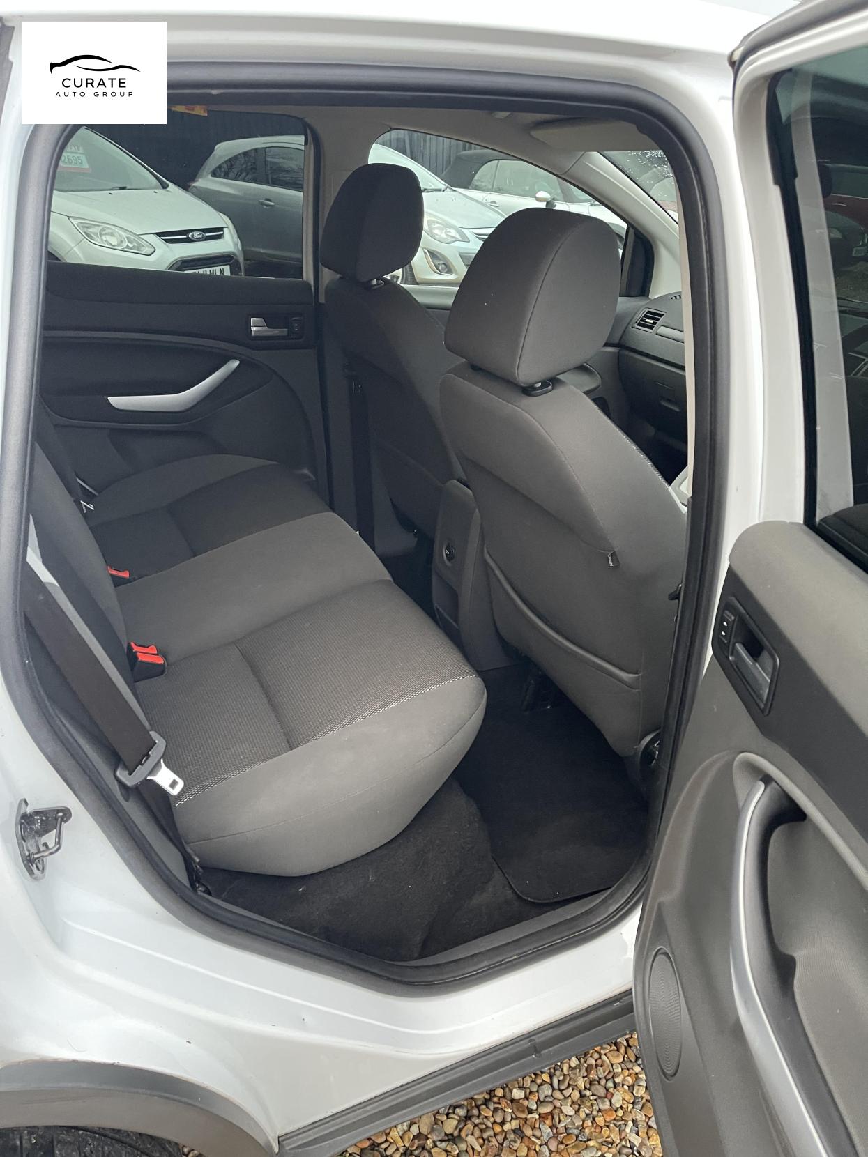 Ford Kuga 2.0 TDCi Zetec SUV 5dr Diesel Powershift AWD Euro 5 (140 ps)