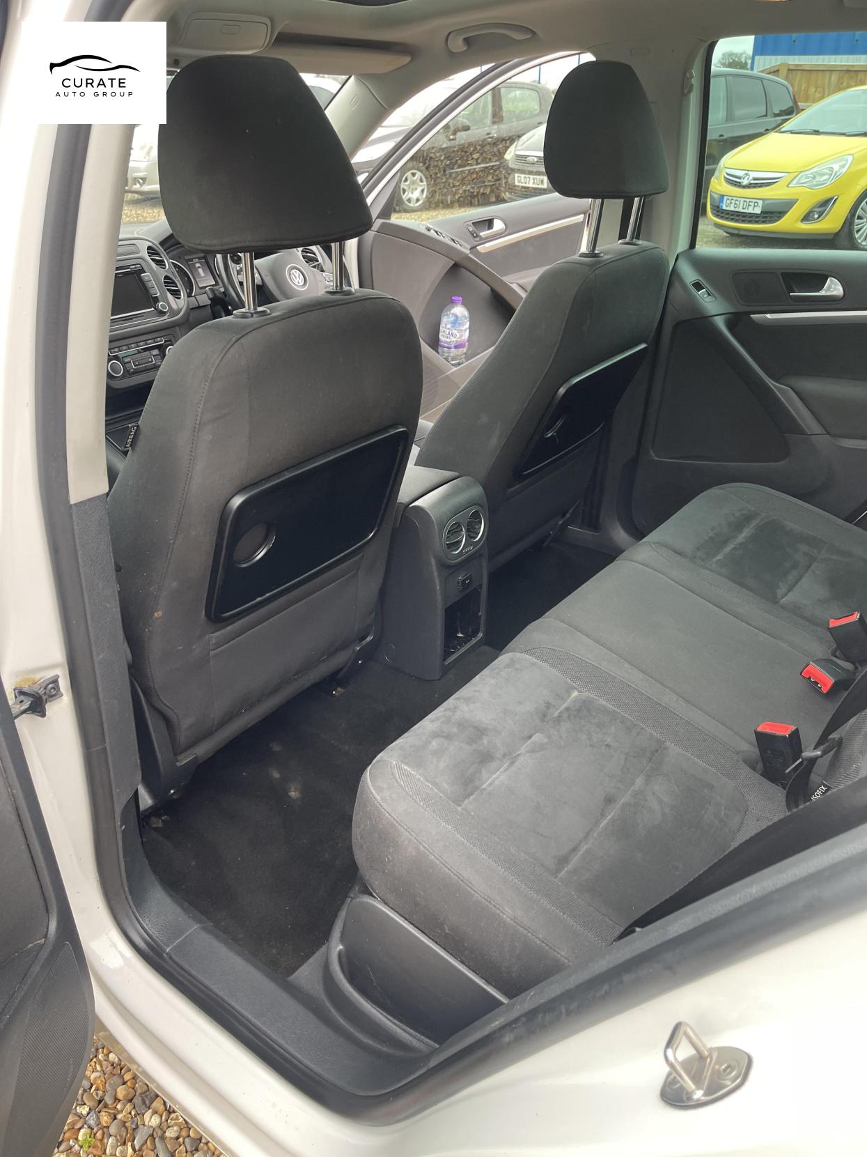 Volkswagen Tiguan 2.0 TDI BlueMotion Tech SE SUV 5dr Diesel Manual 4WD Euro 5 (s/s) (177 ps)