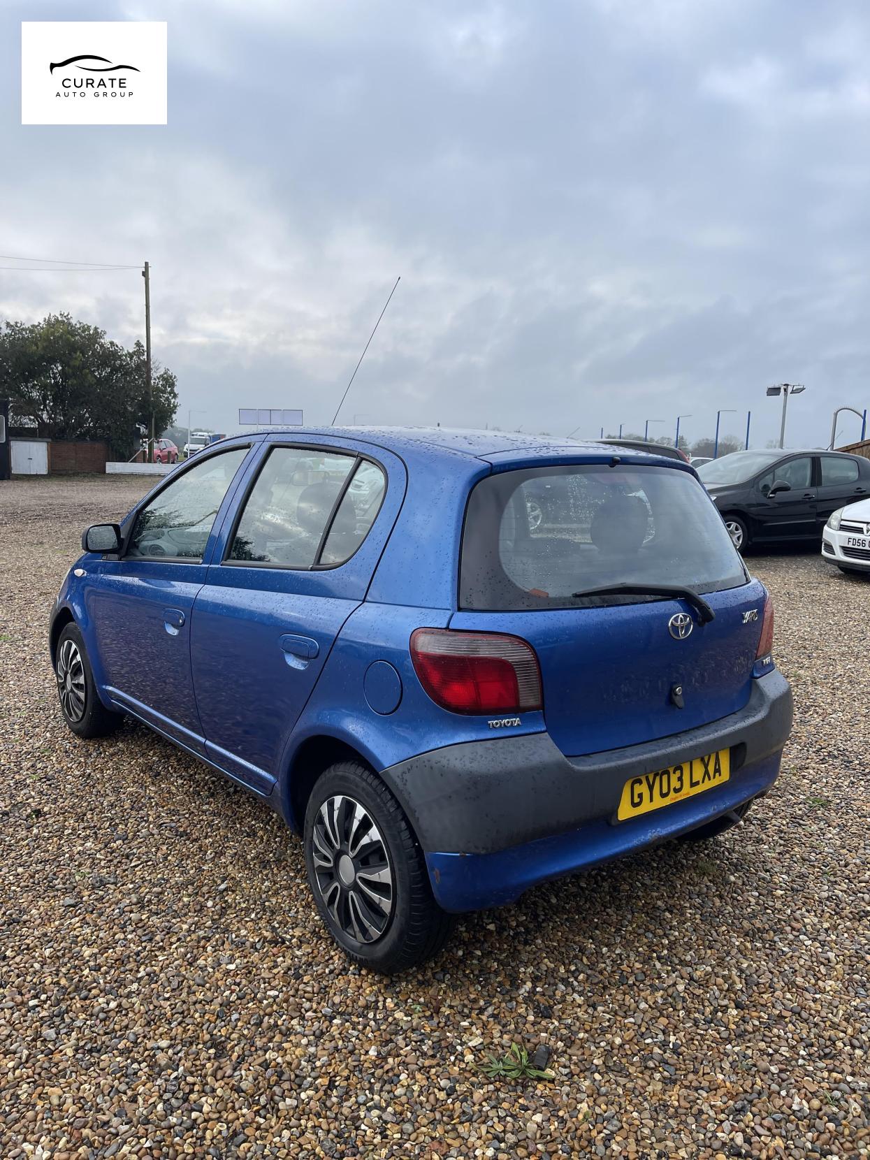 Toyota Yaris 1.0 VVT-i 16v GS Hatchback 5dr Petrol Manual (134 g/km, 67 bhp)