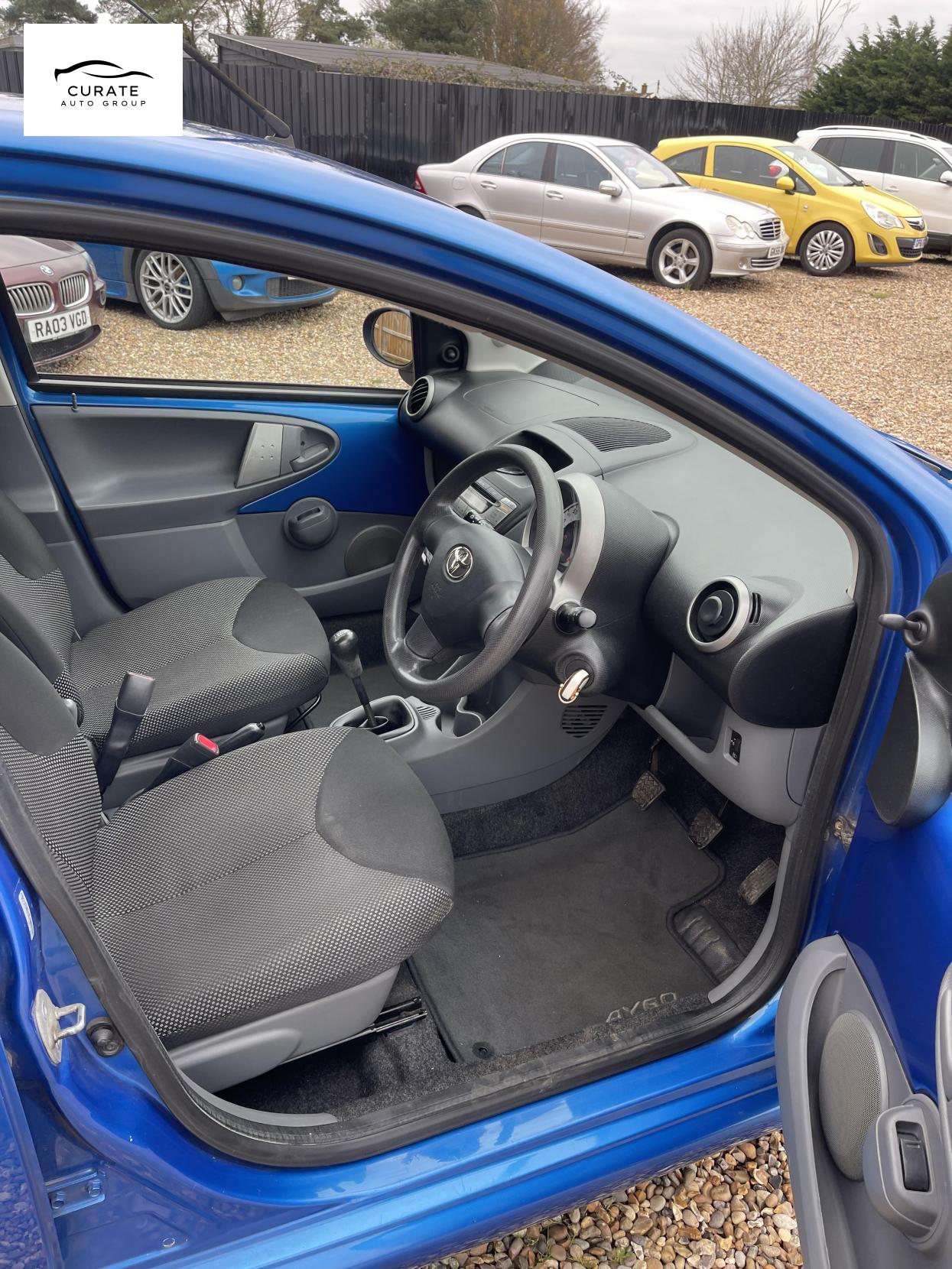 Toyota AYGO 1.0 VVT-i Blue Hatchback 5dr Petrol Manual Euro 5 (67 ps)