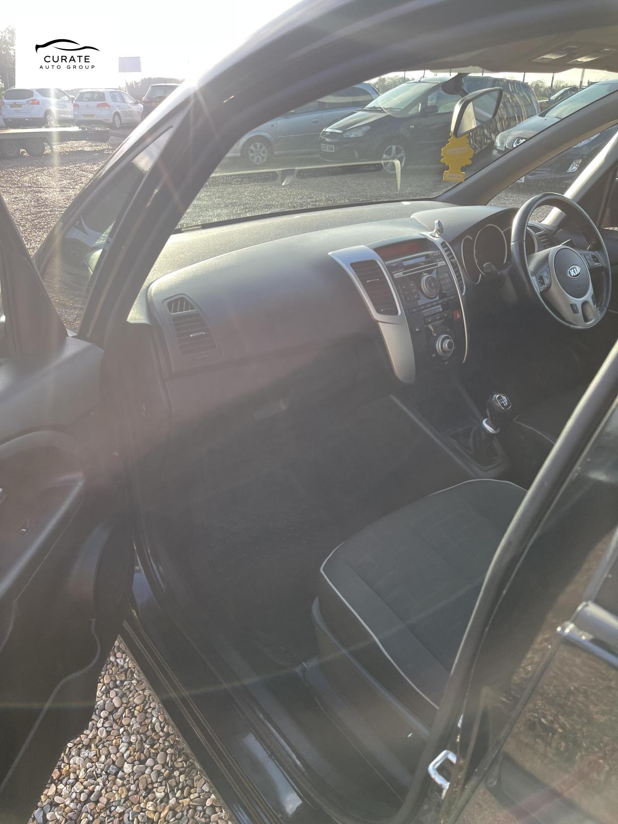 Kia Venga 1.4 EcoDynamics 2 MPV 5dr Petrol Manual Euro 5 (s/s) (89 bhp)