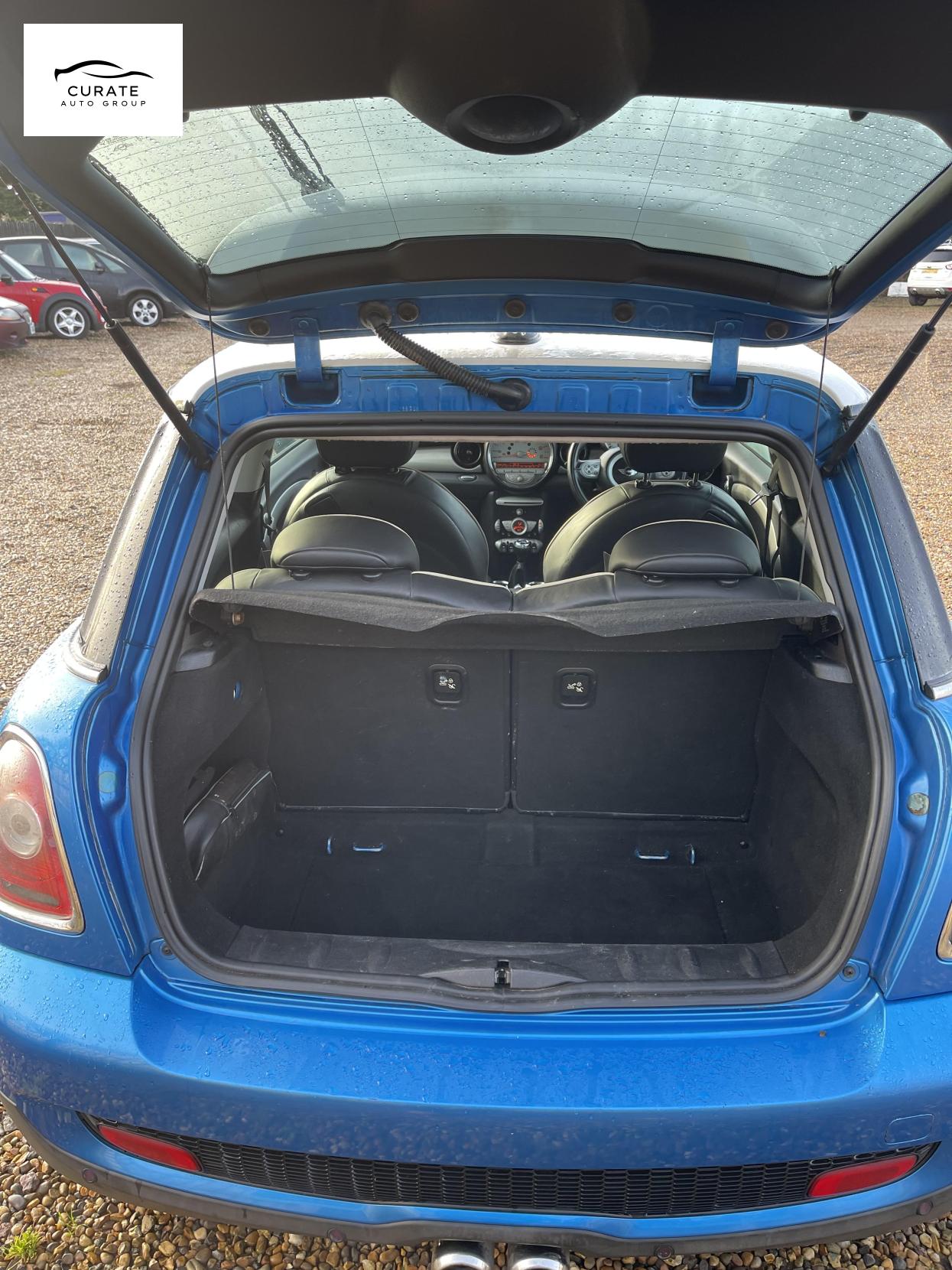 MINI Hatch 1.6 Cooper S Hatchback 3dr Petrol Manual Euro 4 (175 ps)