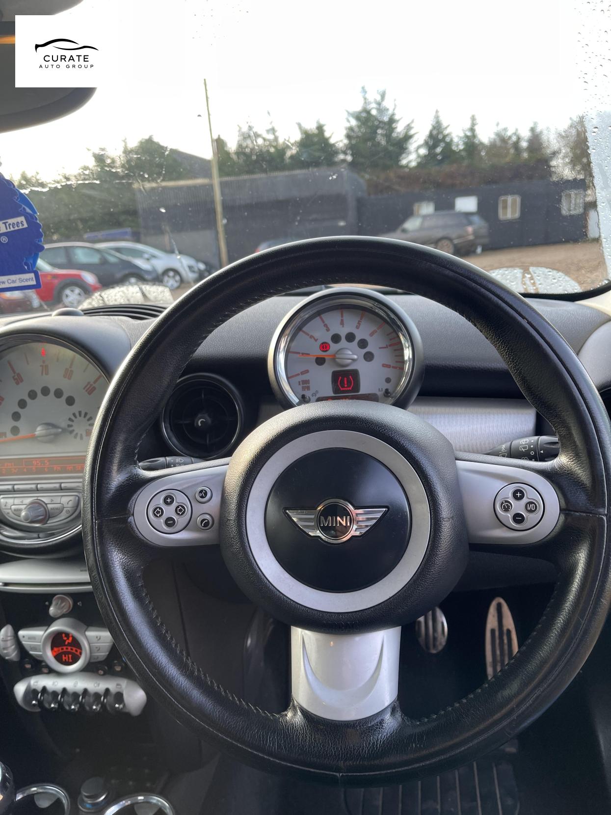 MINI Hatch 1.6 Cooper S Hatchback 3dr Petrol Manual Euro 4 (175 ps)